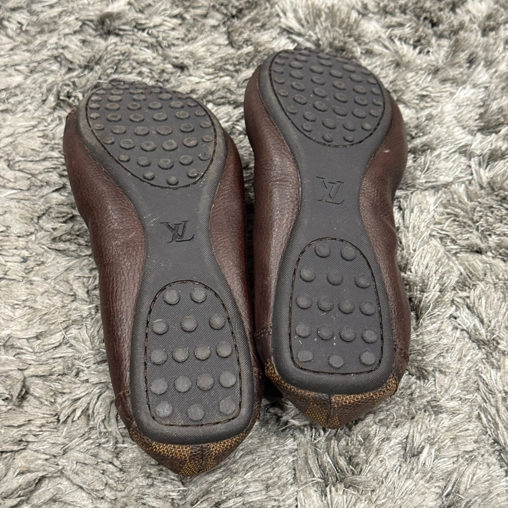 Louis Vuitton Brown Ballet Flats - Picture 8 of 11
